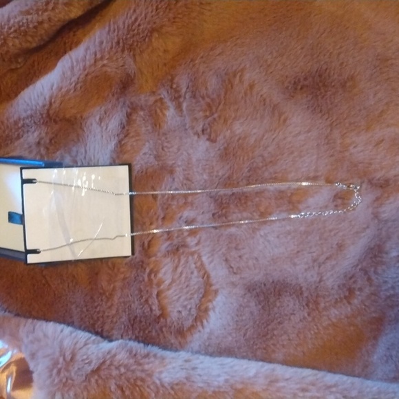 Silver Angel wings necklace. Blue stoneNew in box - Picture 2 of 5